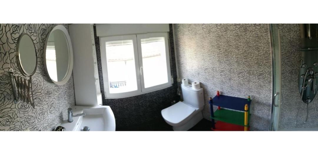 Atico Exterior Y Acogedor Apartment Caldas De Reis Ngoại thất bức ảnh